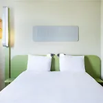 Ibis Paris Porte De Bercy Hotel Charenton-le-Pont