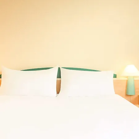 Hotel Ibis Paris Porte De Bercy
