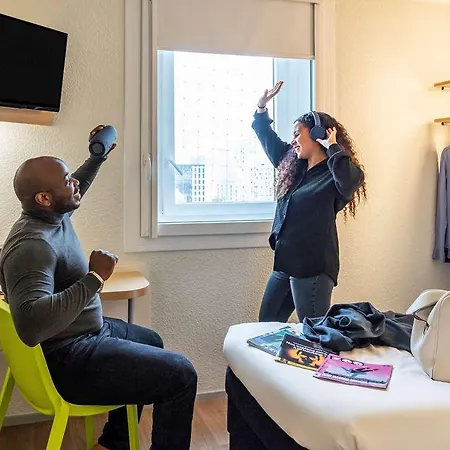 Hotel Ibis Paris Porte De Bercy