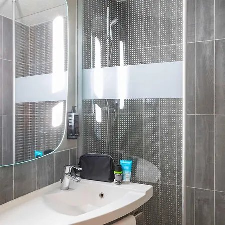 Hotel Ibis Paris Porte De Bercy