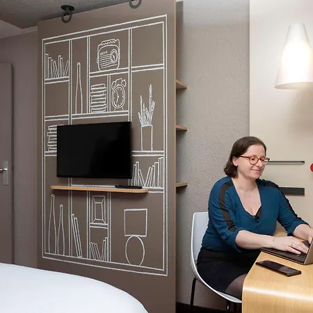 Ibis Paris Porte De Bercy Hotel Charenton-le-Pont