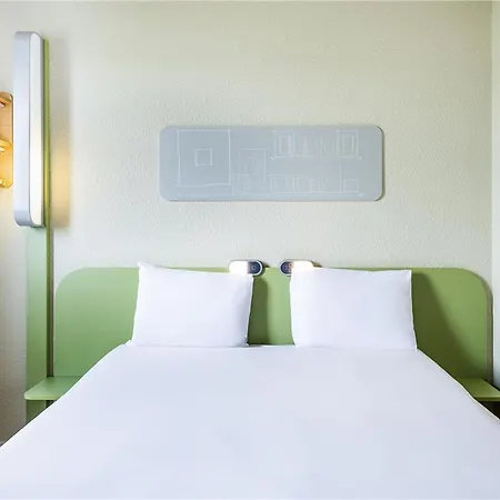 Ibis Paris Porte De Bercy מלון שרנטון-לה-פונט