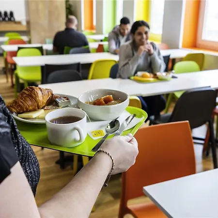 מלון Ibis Paris Porte De Bercy שרנטון-לה-פונט