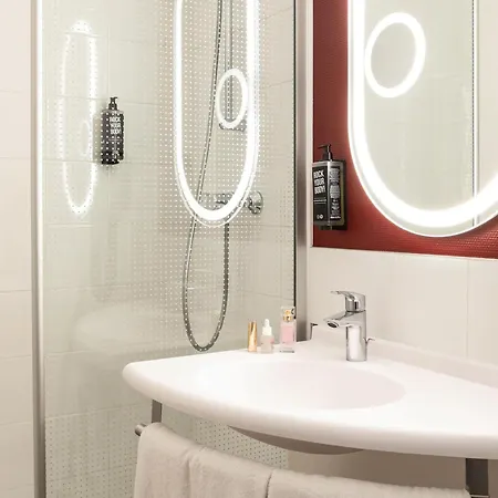 Hotel Ibis Paris Porte De Bercy 3*