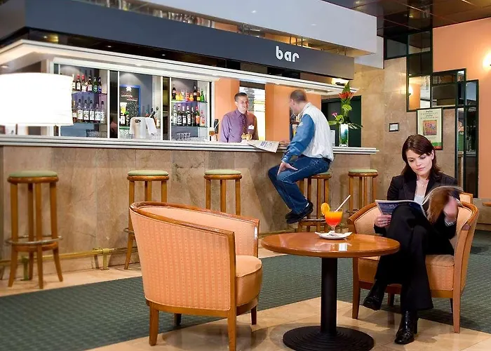 Hotel Ibis Paris Porte De Bercy