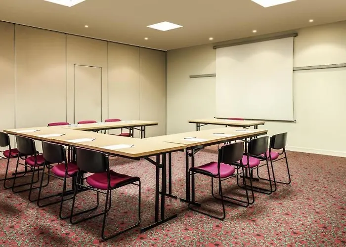 Hotel Ibis Paris Porte De Bercy Charenton-le-Pont