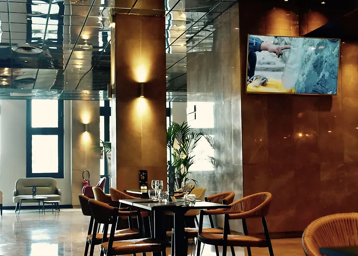 Hotel Ibis Paris Porte De Bercy