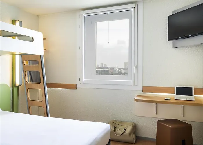 Hotel Ibis Paris Porte De Bercy Charenton-le-Pont